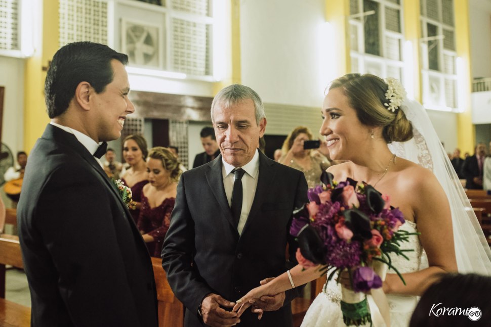 korami-templo_sagrado_corazon_tecoman-campestre_san_rafael-fotografo-boda-tecoman-foto-colima-030