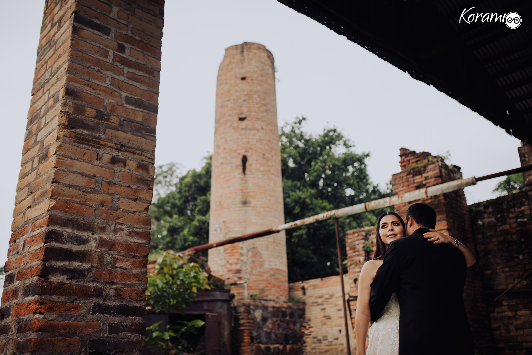 fotografo_de_bodas_Colima-Fotografia_de_bodas-Vestido_de_novia-Vestidos_de_novia-Haciendas_Mexico-Haciendas_Colima-Bodas_Colima-Organizacion_de_eventos_Colima-wedding_dress-wedding_day-0