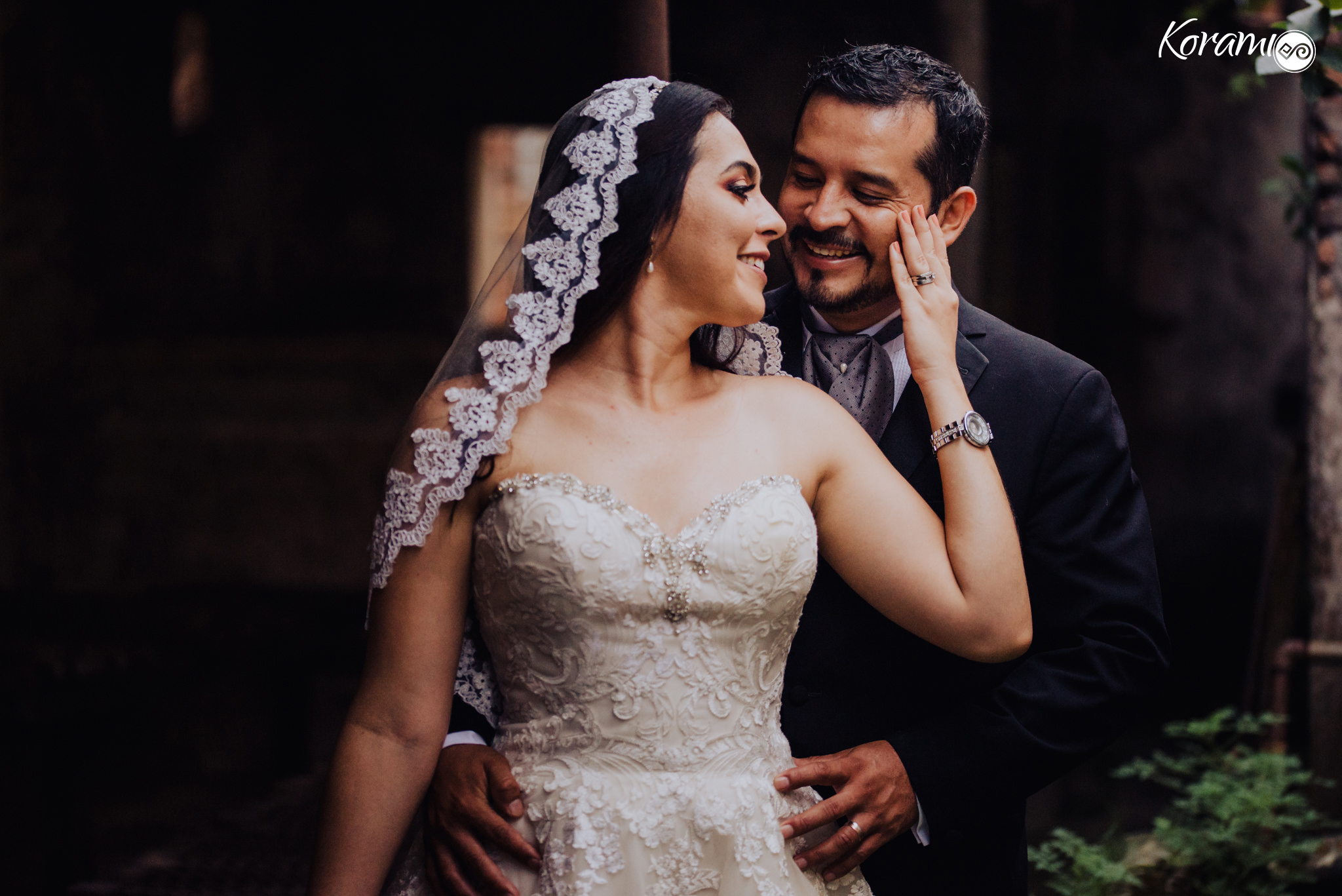 fotografo_de_bodas_Colima-Fotografia_de_bodas-Vestido_de_novia-Vestidos_de_novia-Haciendas_Mexico-Haciendas_Colima-Bodas_Colima-Organizacion_de_eventos_Colima-wedding_dress-wedding_day-0