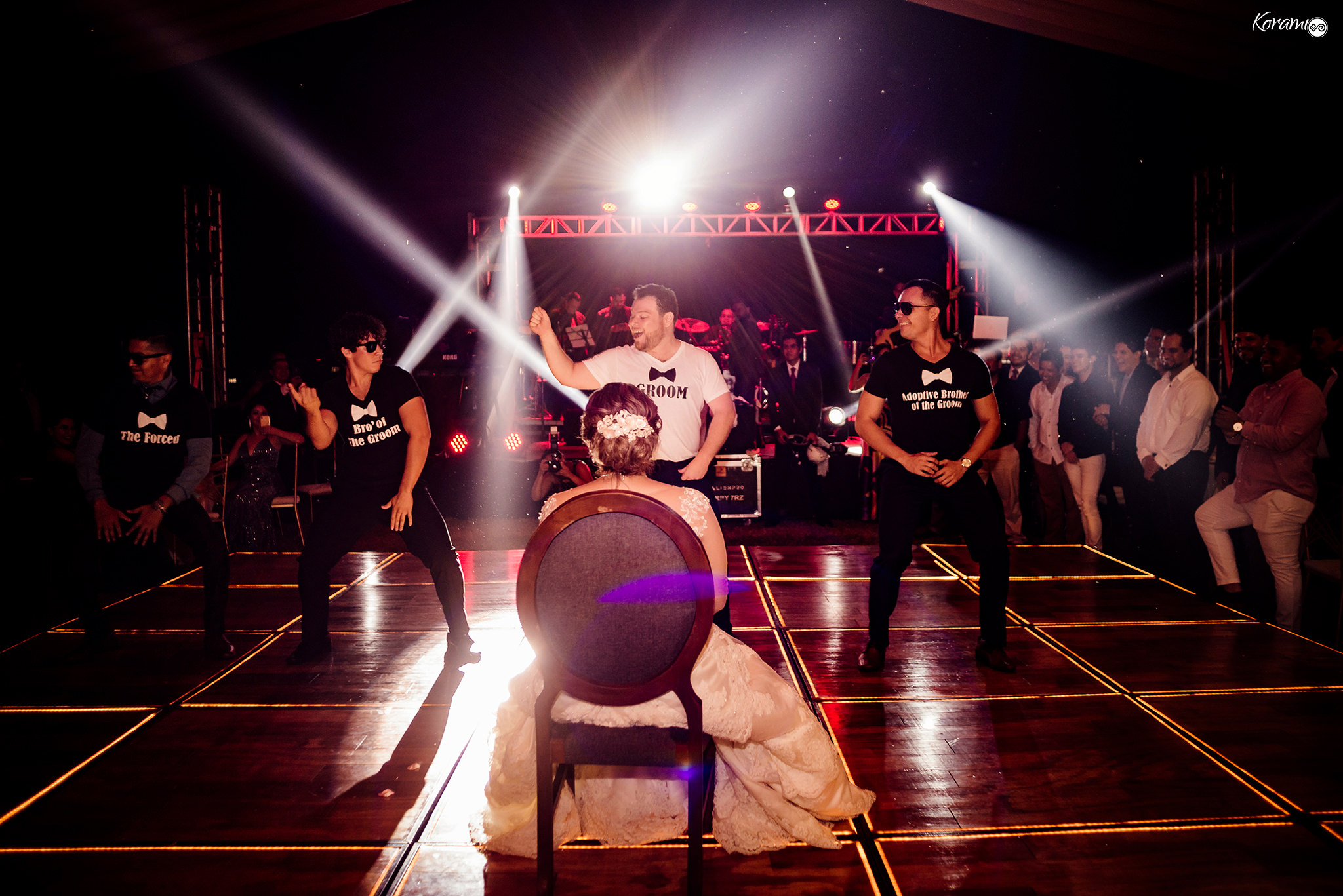 Jardín de eventos XANAH-Salon_para_Bodas_Colima_Fotografo_Bodas_Organizacion_Banquete-Flores--054